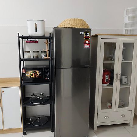 Safiyya Homestay كلوانغ المظهر الخارجي الصورة